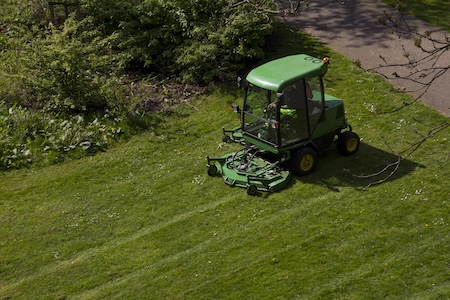 Commercial Lawn Maintenance
